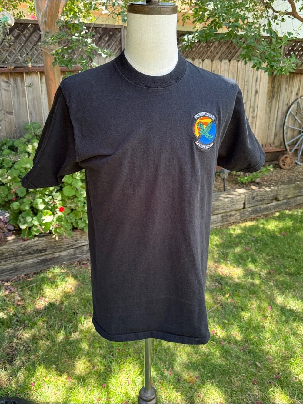 Alamy United States Air Force's 615th Air Mobility Squadron Black T-shirt Medium